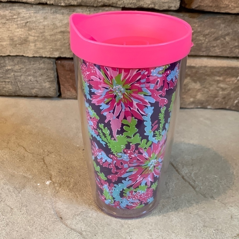 LILY Pulitzer 7 inch tumbler